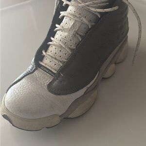 Air Jordan 13 Retro Atmosphere Grey